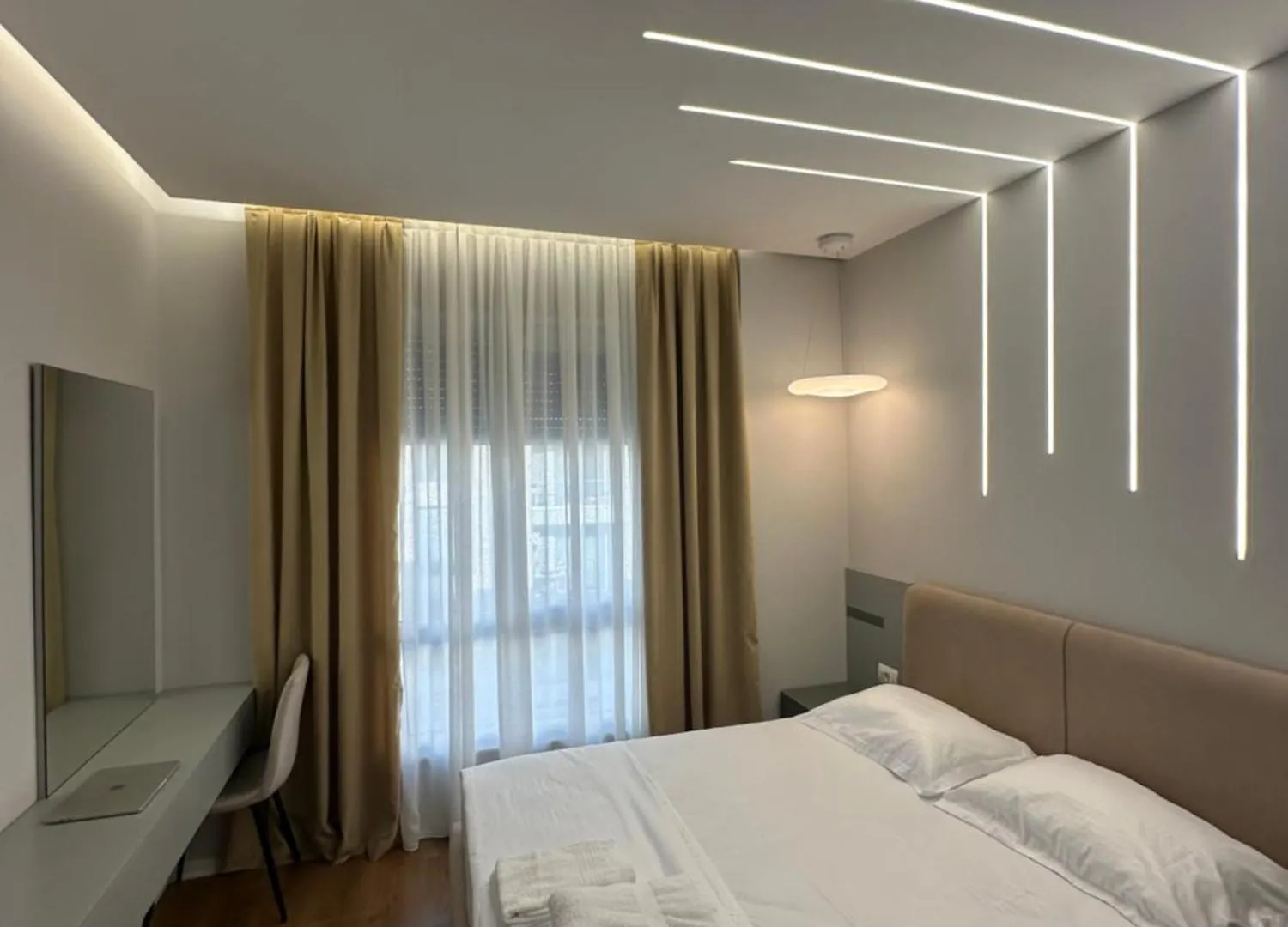 Gjuzi Apartaments Tirana 0*,